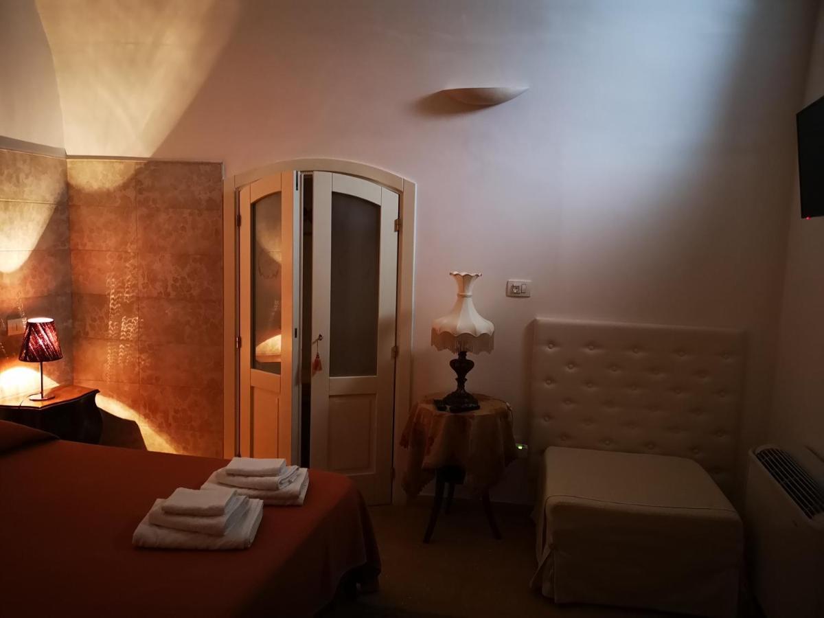 B&B Corti Carmela กัลลีโปลี ภายนอก รูปภาพ
