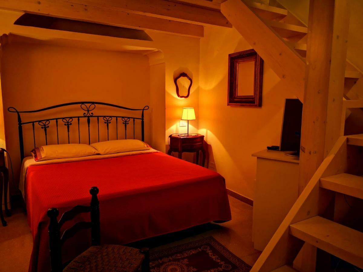 B&B Corti Carmela กัลลีโปลี ภายนอก รูปภาพ