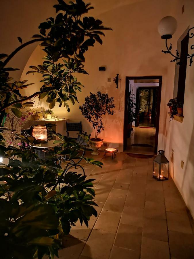 B&B Corti Carmela กัลลีโปลี ภายนอก รูปภาพ