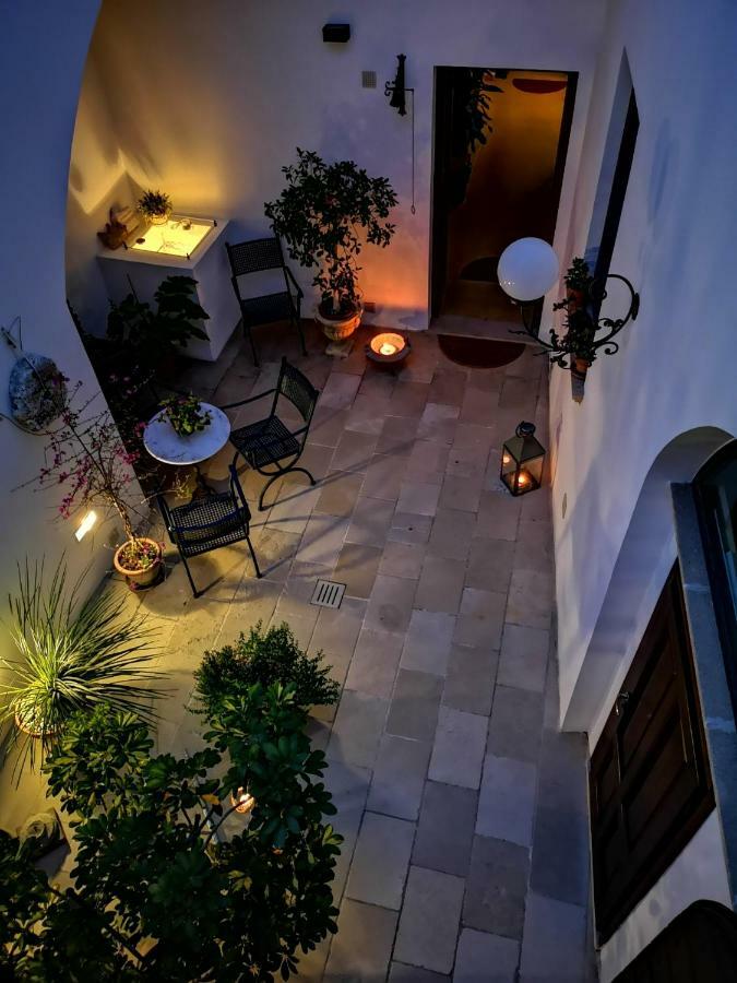 B&B Corti Carmela กัลลีโปลี ภายนอก รูปภาพ