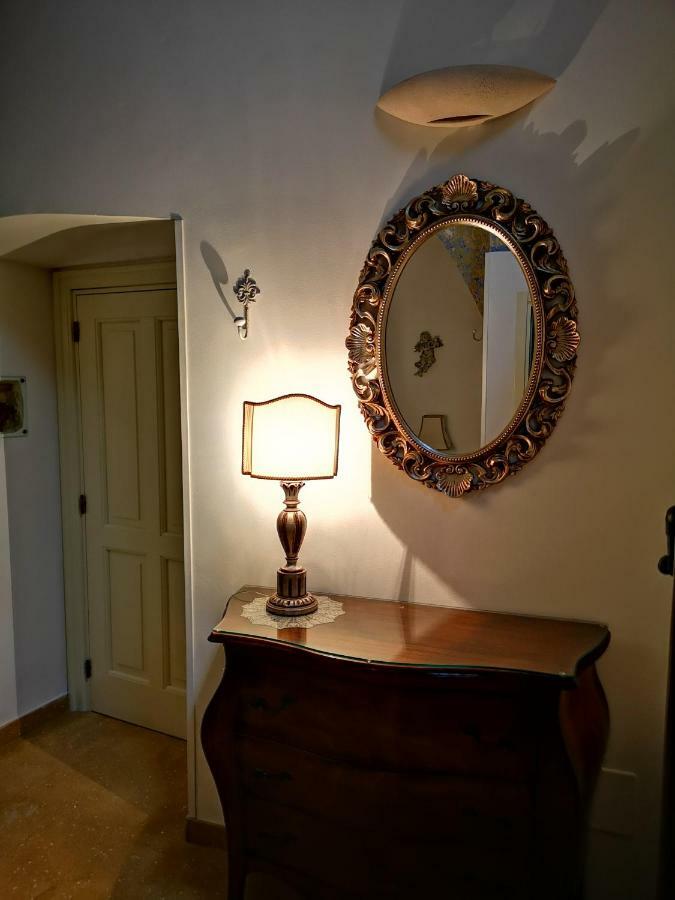 B&B Corti Carmela กัลลีโปลี ภายนอก รูปภาพ