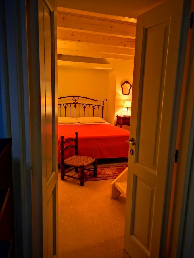 B&B Corti Carmela กัลลีโปลี ภายนอก รูปภาพ